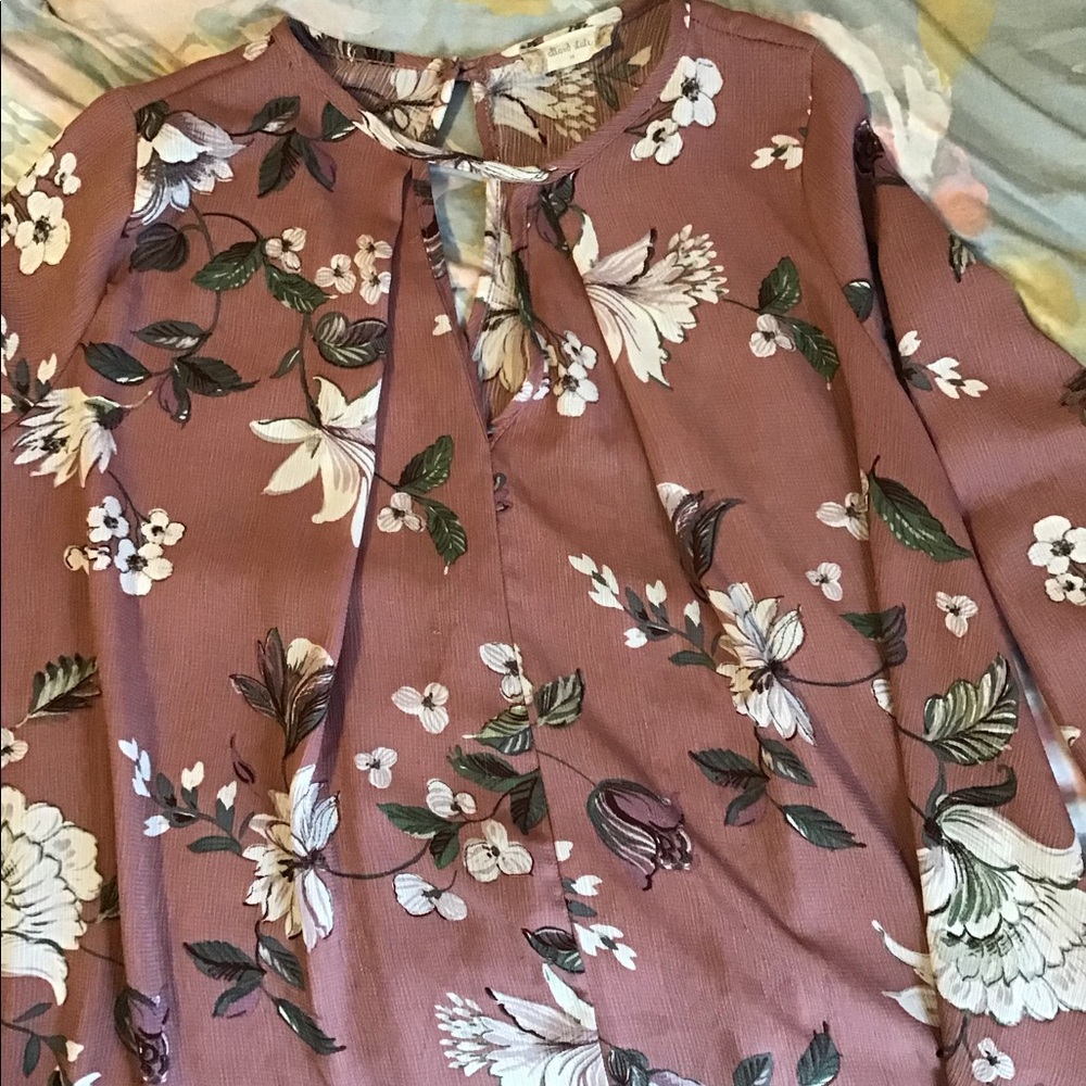 Altar’d State Floral Keyhole Blouse